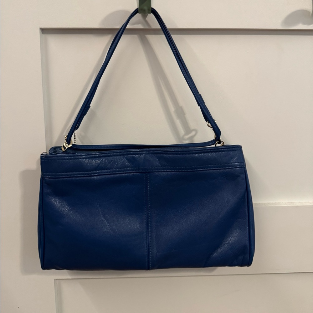 Cute vintage shoulder back or Crossbody